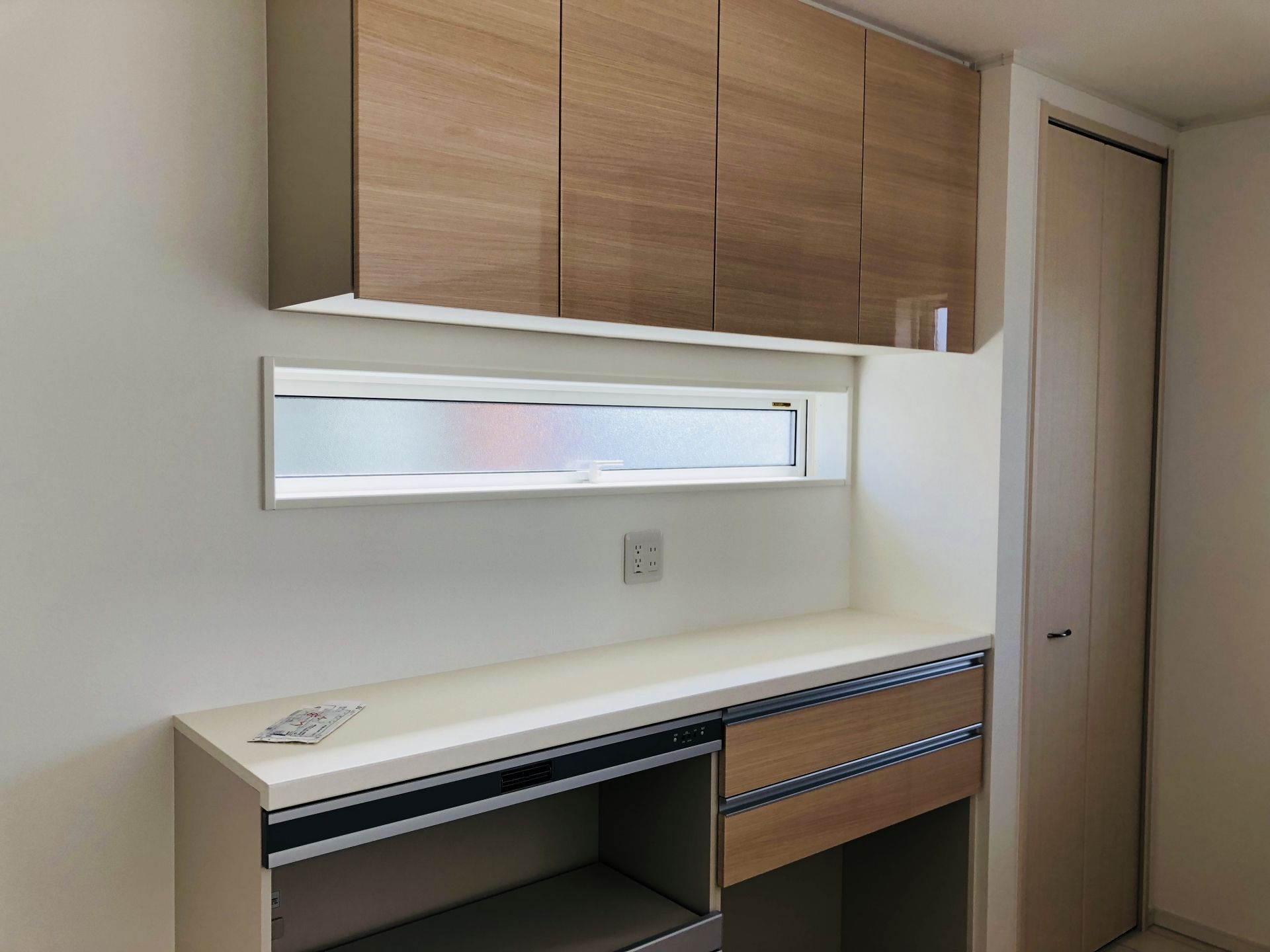 「カップボード」とは何か？｜誰でもわかるリノベ用語集 HAGS (ハグス) ｜コラム