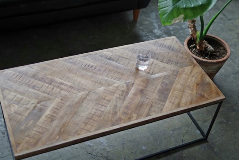 センターテーブル HERIRINGBONE TABLE|使用イメージ