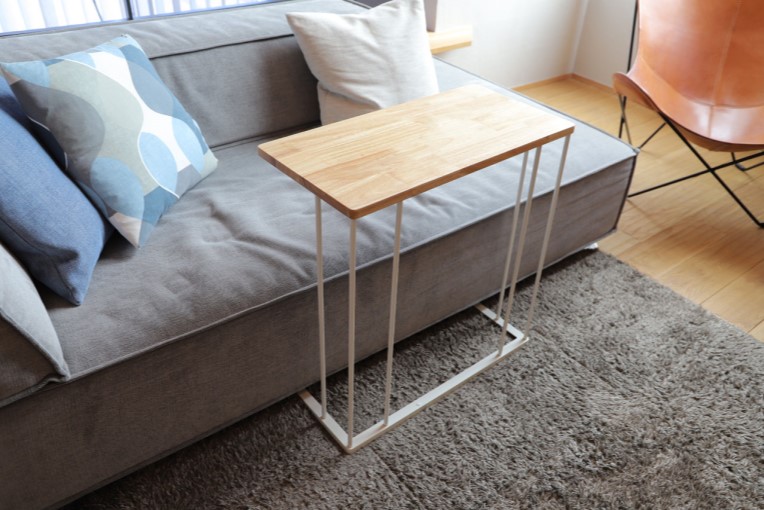 サイドテーブル 2way Sofa Side Table|使用イメージ(PCテーブルスタイル)