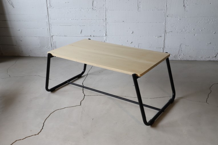 センターテーブル Iron Leg Living Table|商品例