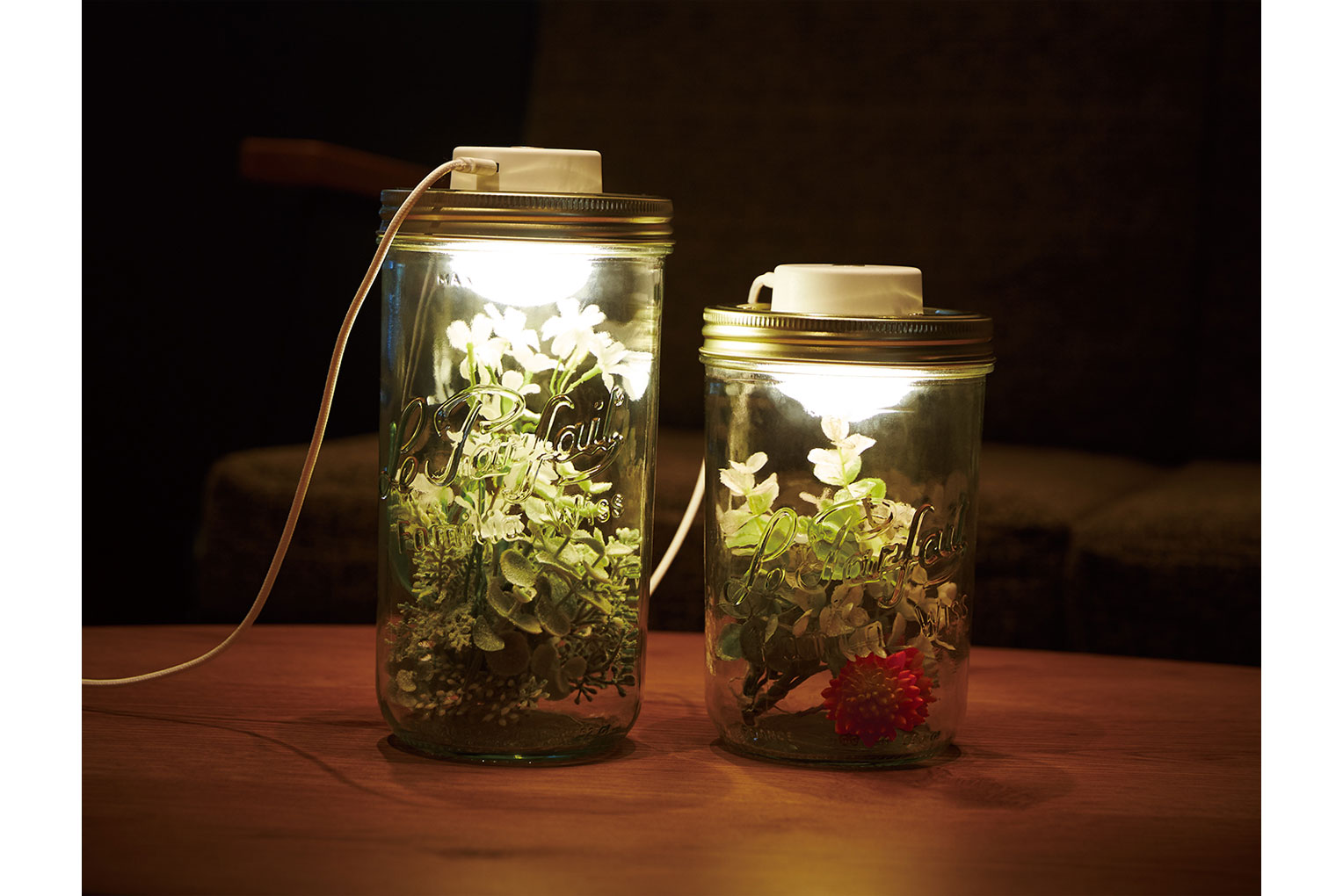 ＊デスクライト Botanic Jar ボタニックジャー LC044|商品右_設置イメージ