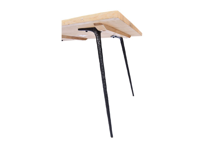ダイニングテーブル ネクサ 1600|脚部_ローオーク