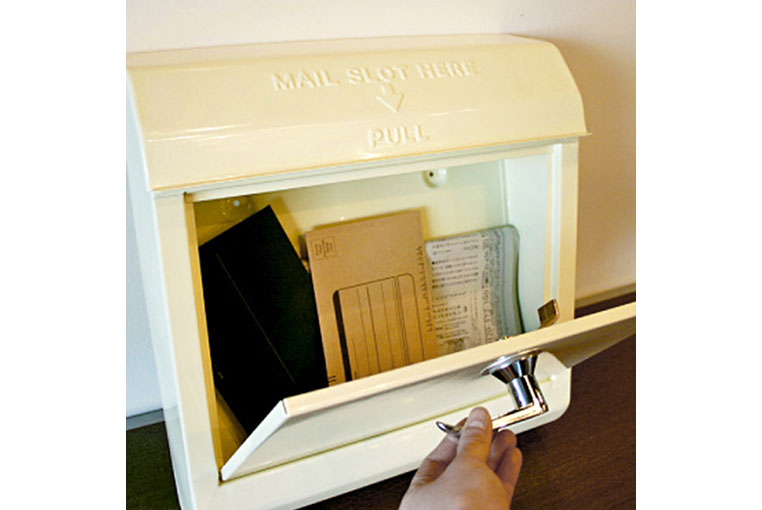 ポスト U.S. Mail box(ユーエス メールボックス) 1|使用イメージ